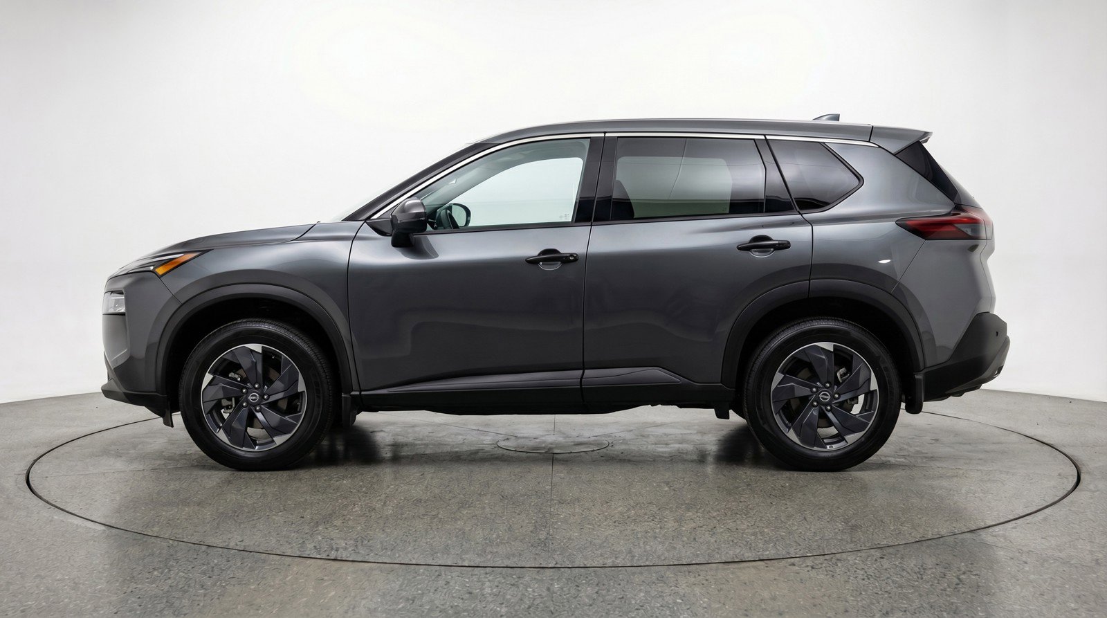 Used 2025 Nissan Rogue SV FWD image 5