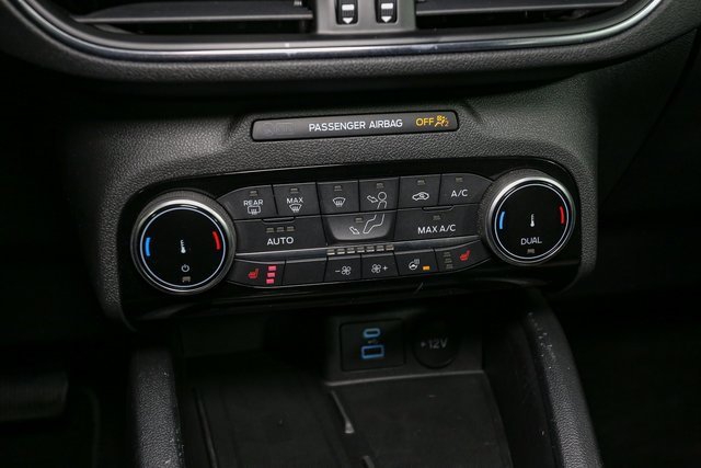 Used 2022 Ford Escape Titanium w/ Titanium Elite Package image 28