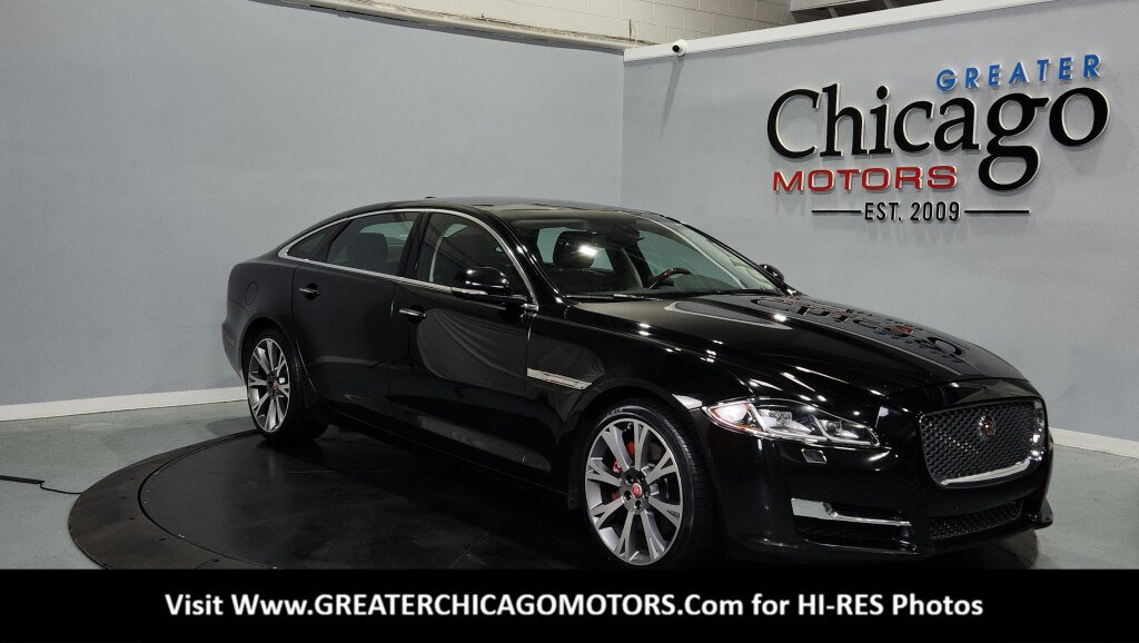 Used 2017 Jaguar XJ L Portfolio AWD/4WD image 2