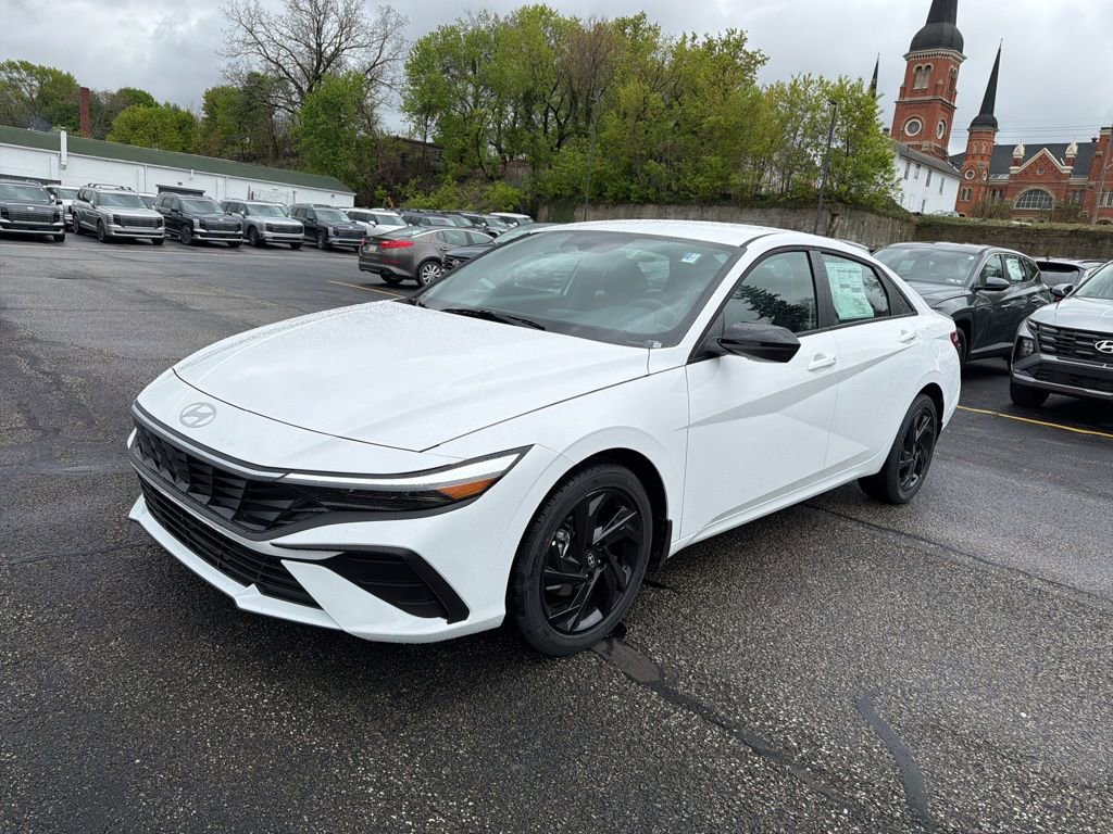 New 2026 Hyundai Elantra Sport FWD image 3