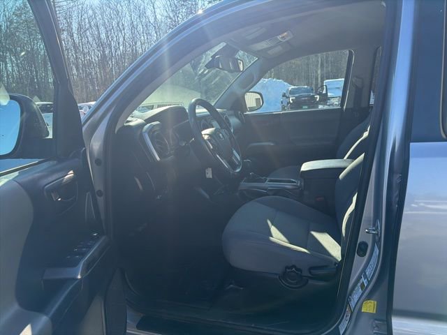 Used 2018 Toyota Tacoma SR5 image 10