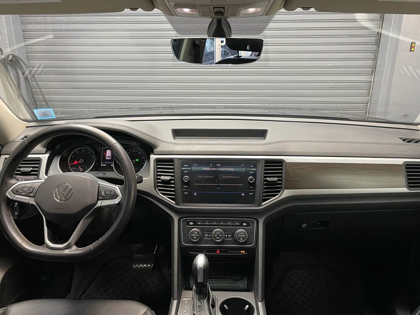 Used 2021 Volkswagen Atlas SE w/ Panoramic Sunroof Package image 11