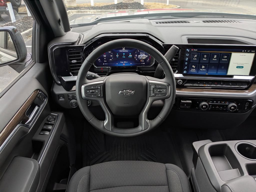 Used 2026 Chevrolet Silverado 1500 RST AWD/4WD image 18