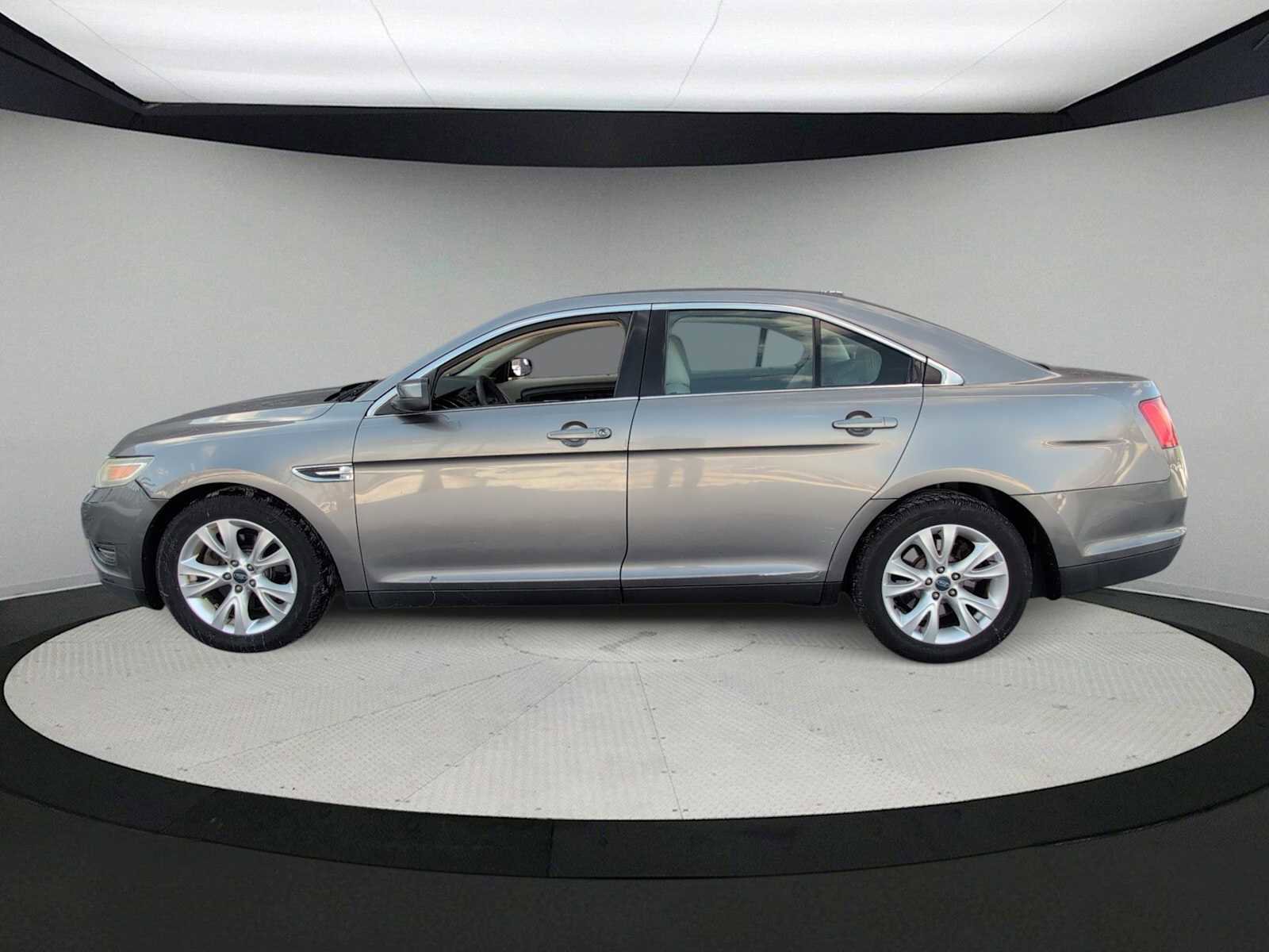 Used 2012 Ford Taurus SEL image 5