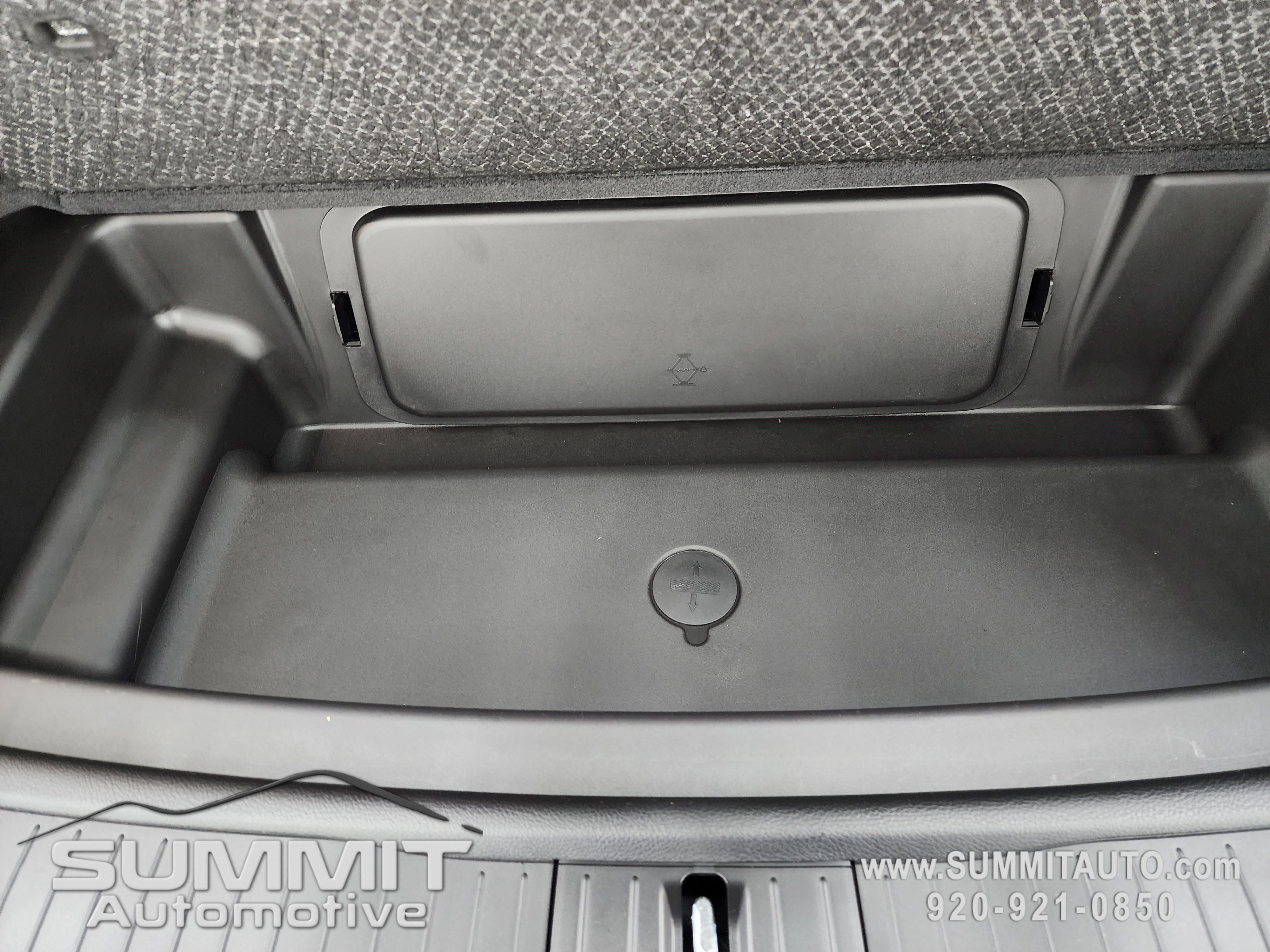 New 2025 Jeep Grand Cherokee L Limited w/ Black Appearance Package image 31