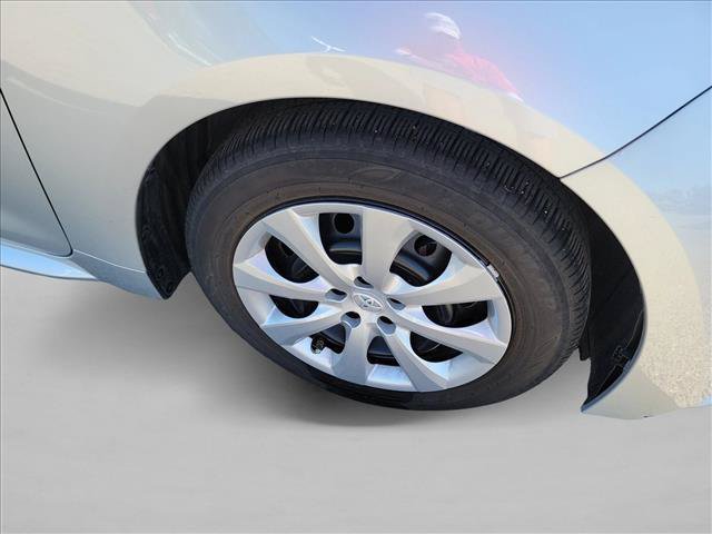 Used 2023 Toyota Corolla LE FWD image 10