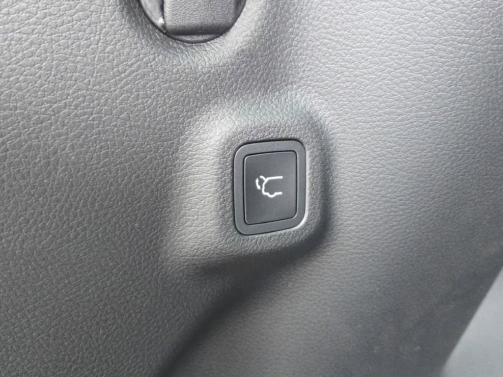 New 2026 Jeep Compass Limited w/ Limited Altitude Pack image 17