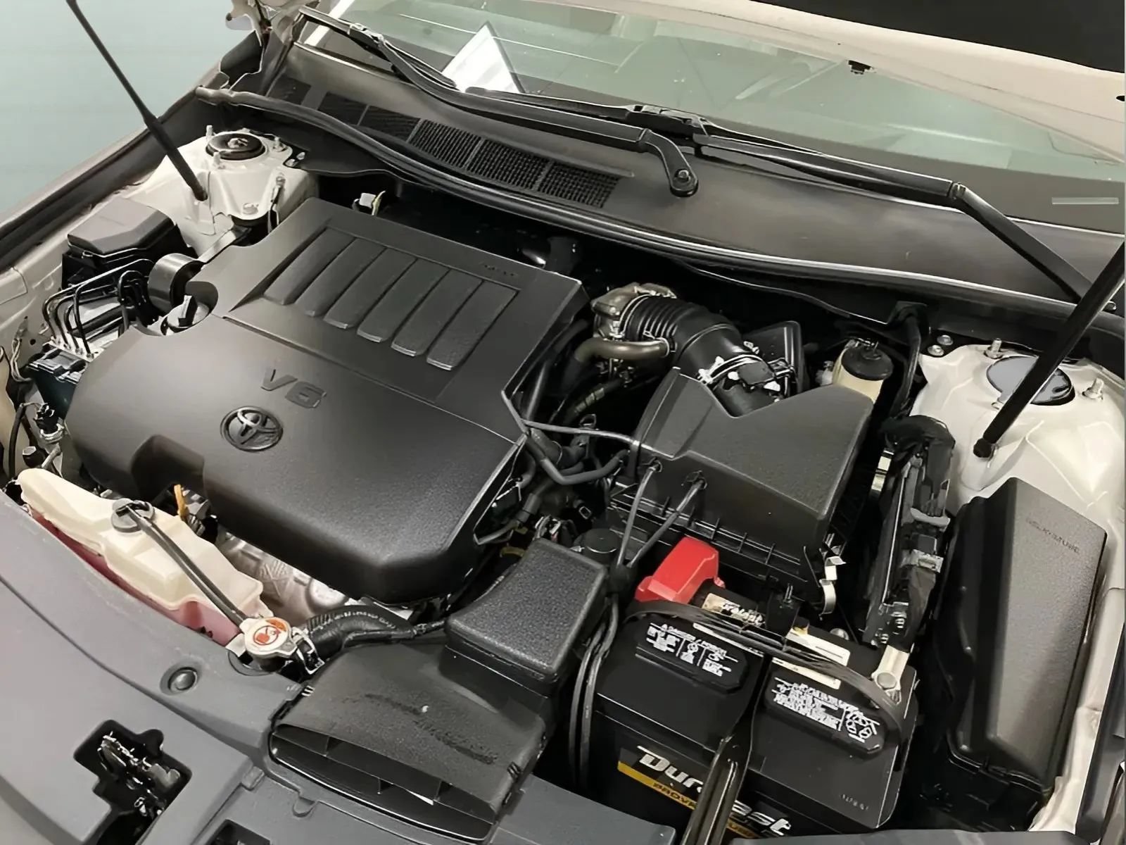 Used 2017 Toyota Camry XSE w/ Advanced Technology Package FWD image 16