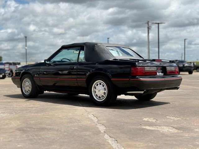 Used 1988 Ford Mustang LX RWD image 13