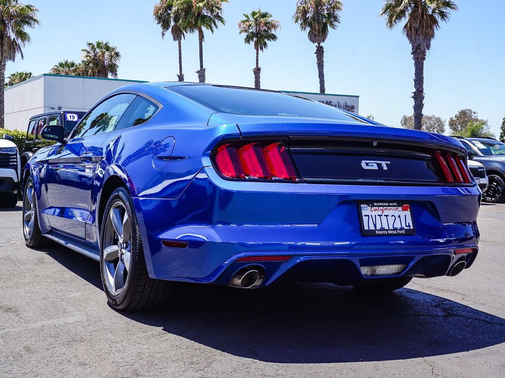 Used 2017 Ford Mustang GT RWD image 5