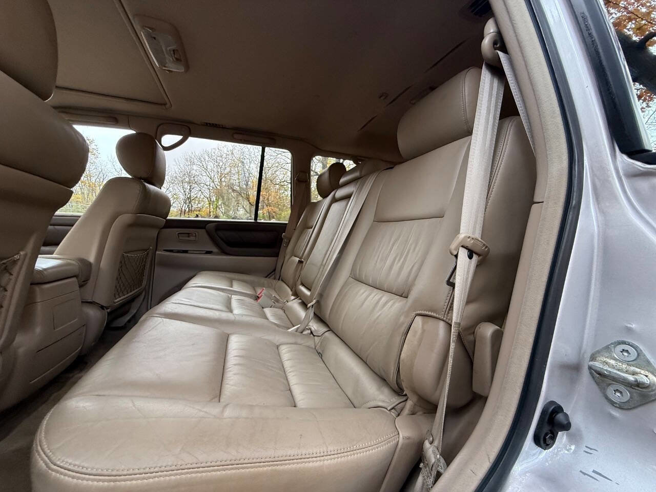 Used 2002 Toyota Land Cruiser image 27