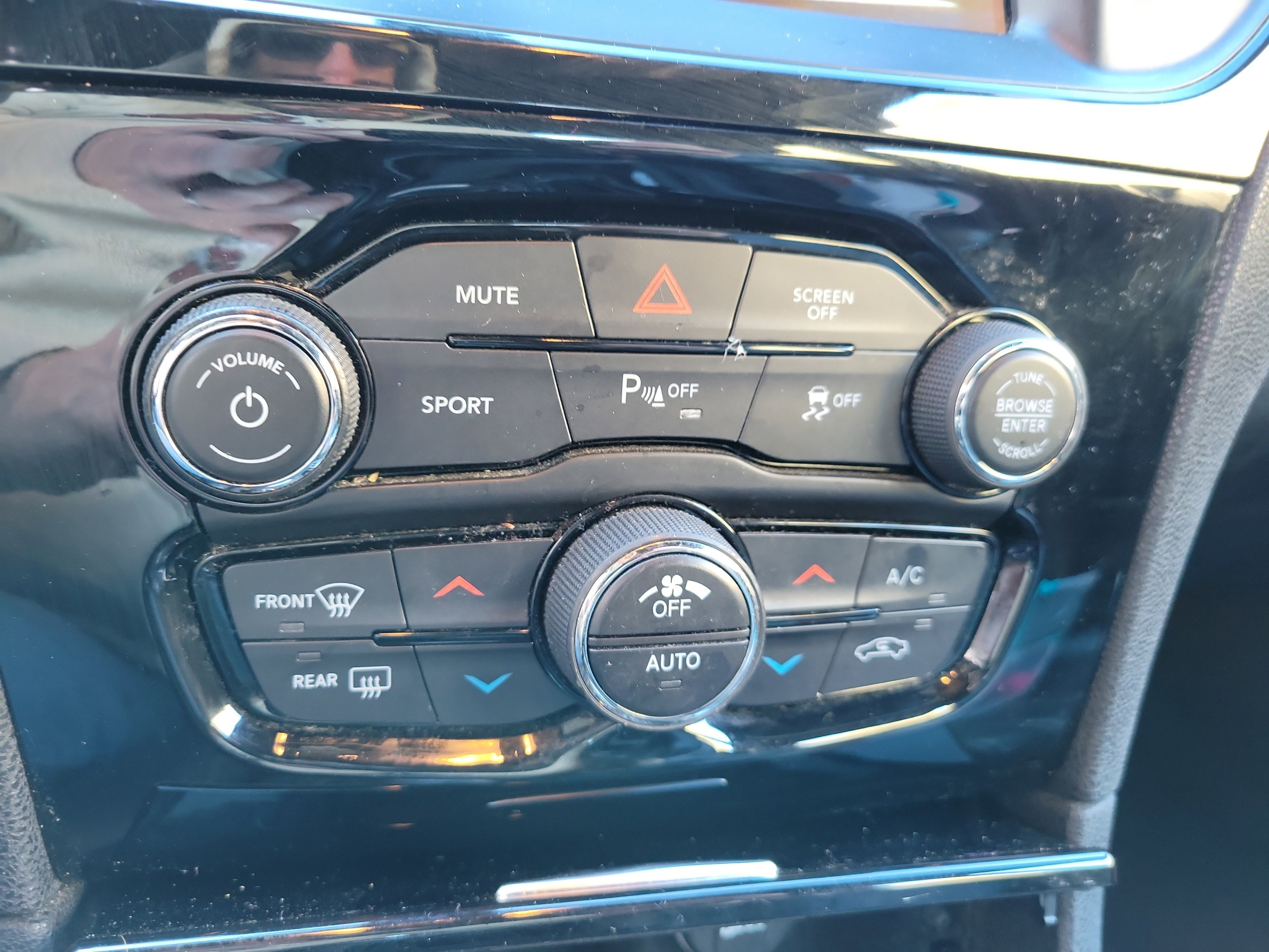 Used 2021 Chrysler 300 S image 23