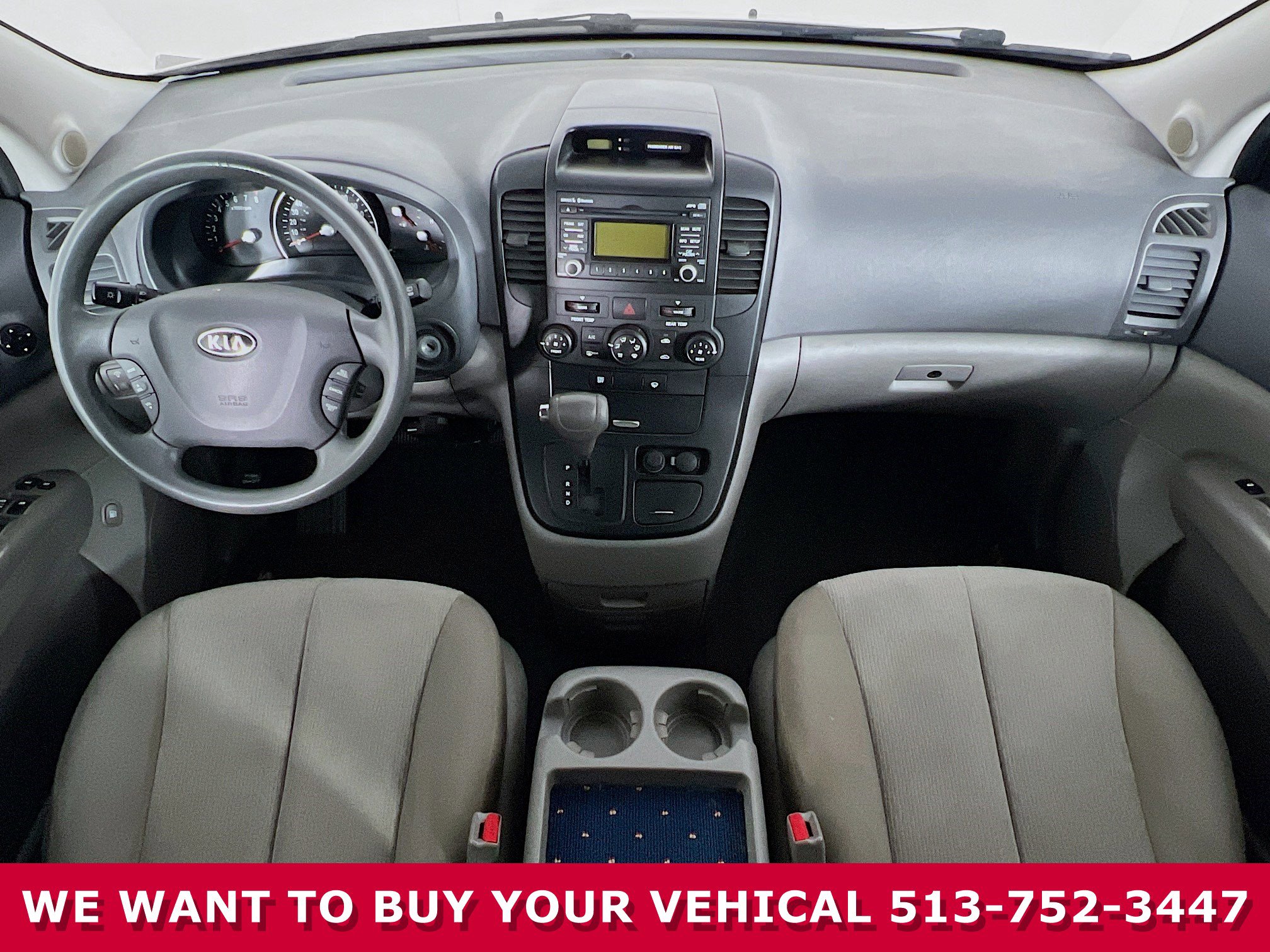 Used 2011 Kia Sedona LX image 16