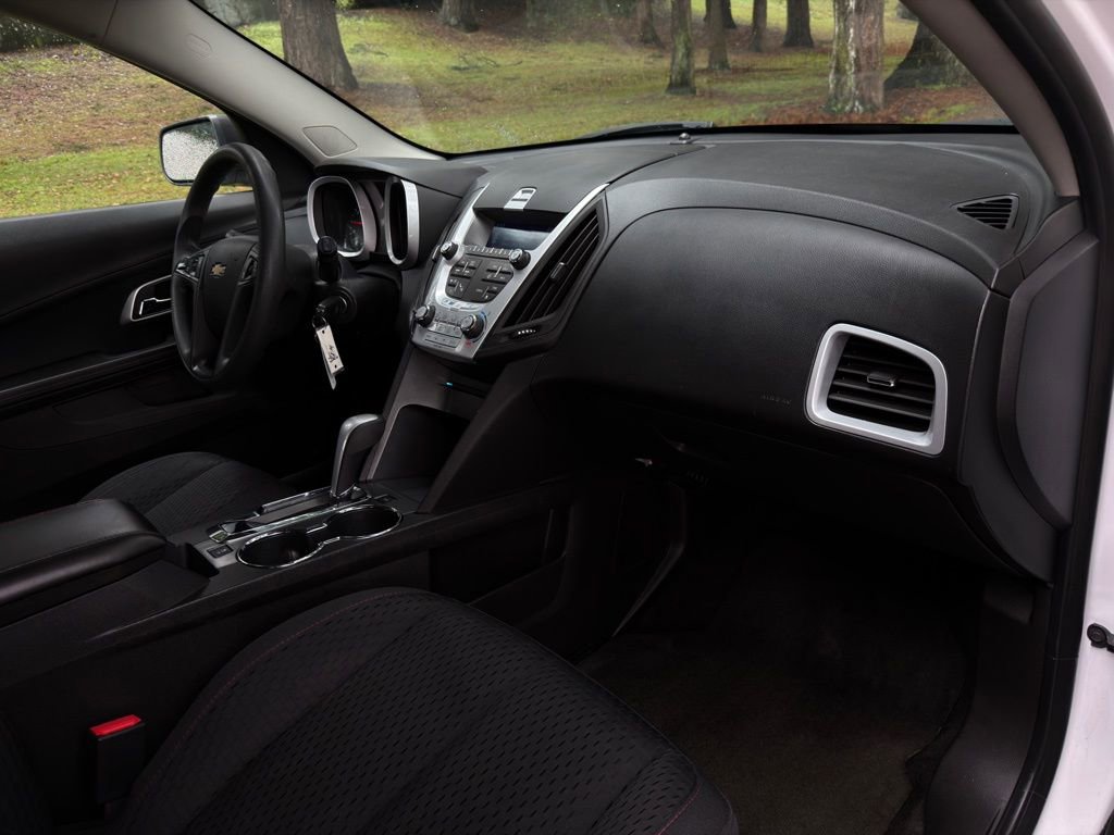 Used 2015 Chevrolet Equinox LS image 55