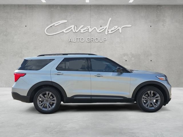 Used 2023 Ford Explorer XLT w/ Equipment Group 202A image 17