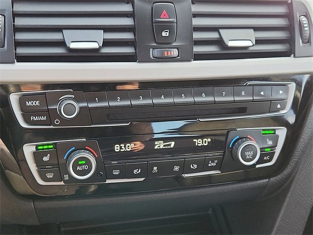 Used 2018 BMW 320i xDrive Sedan image 9