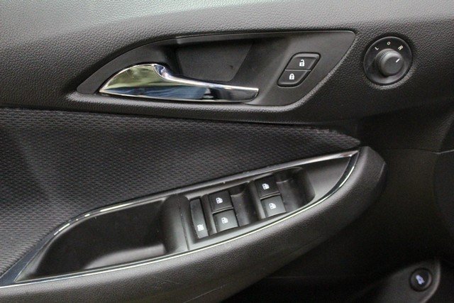 Used 2019 Chevrolet Cruze LS w/ LS Fleet Convenience Package image 16