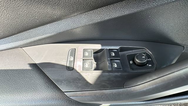 Used 2020 Volkswagen Jetta S w/ Driver Assistance Package image 24
