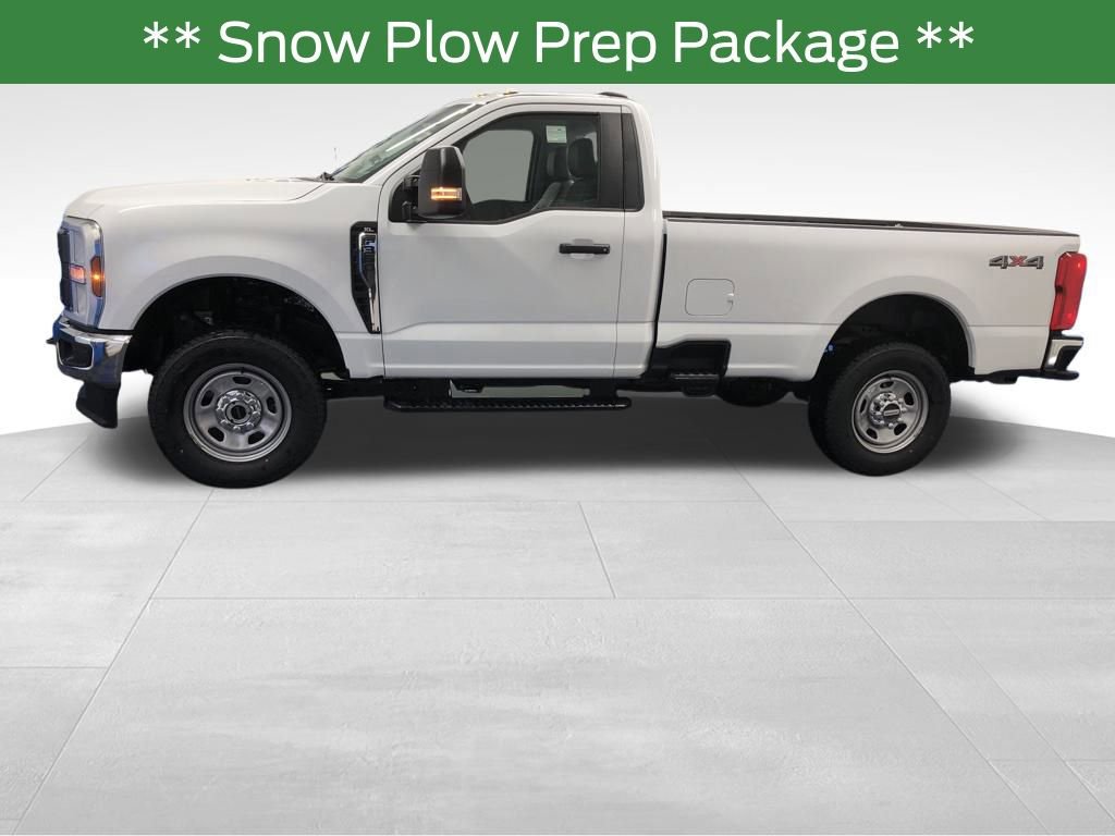 New 2026 Ford F350 XL w/ XL Chrome Package AWD/4WD video 2