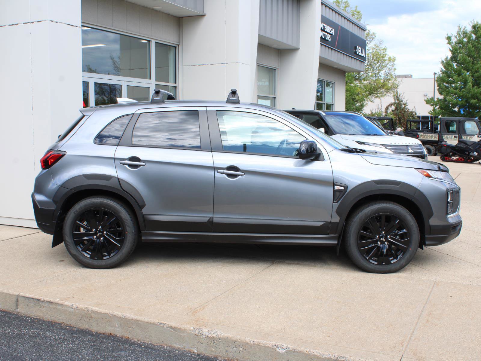 New 2025 Mitsubishi Outlander Sport AWD image 13