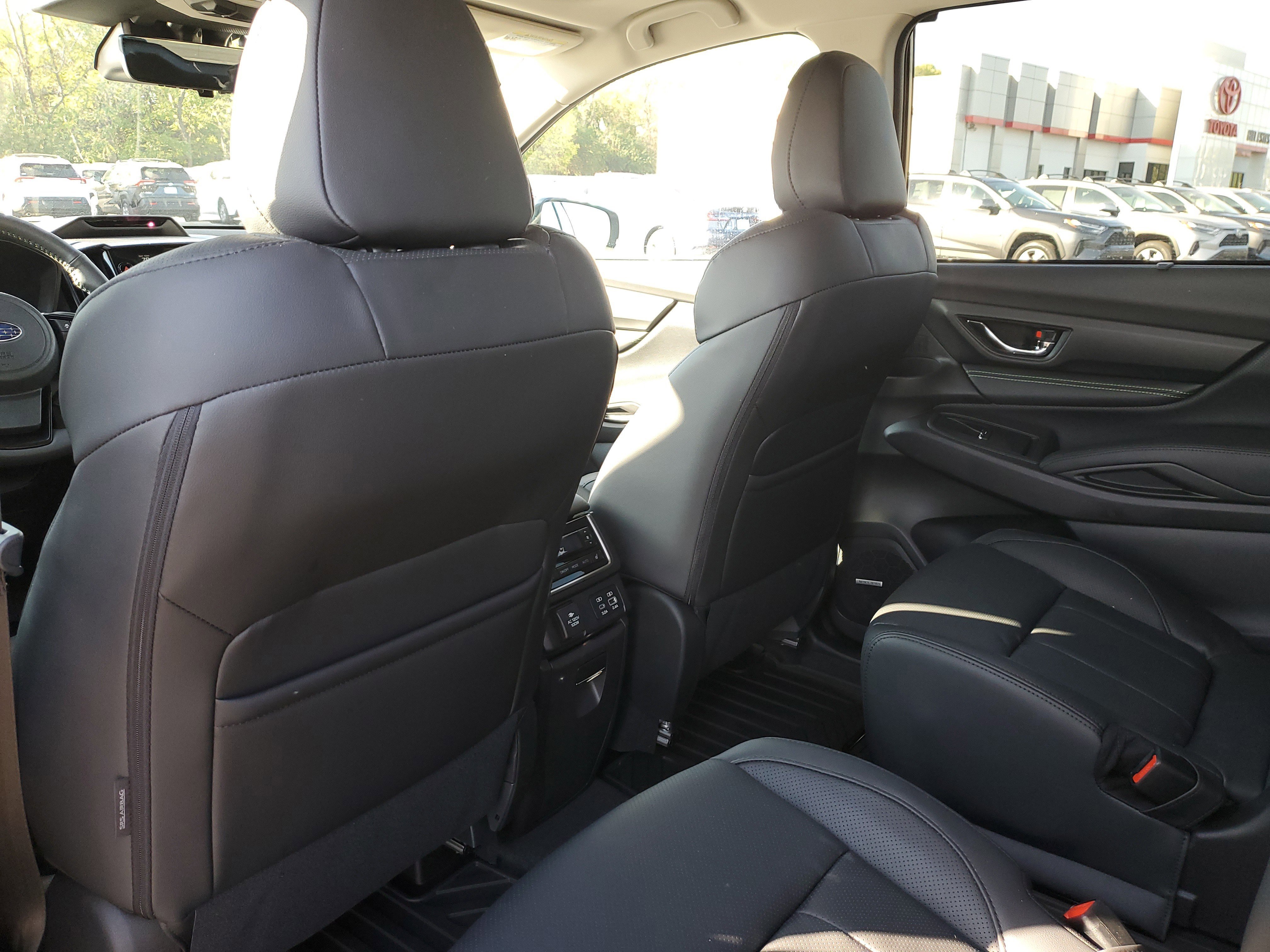 Used 2025 Subaru Ascent Bronze Edition image 14