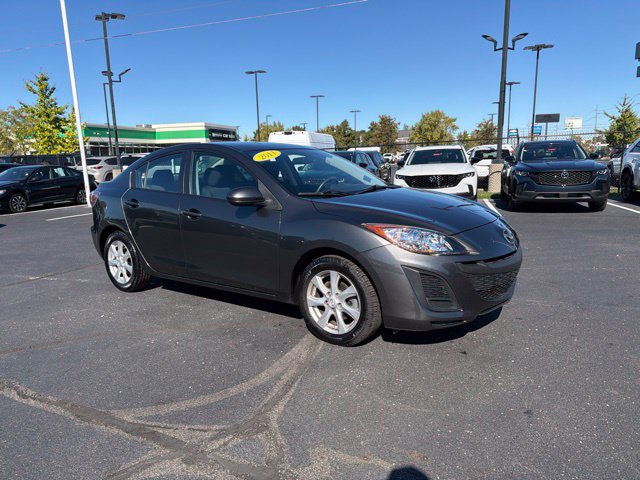 Used 2011 MAZDA MAZDA3 i Touring FWD image 2