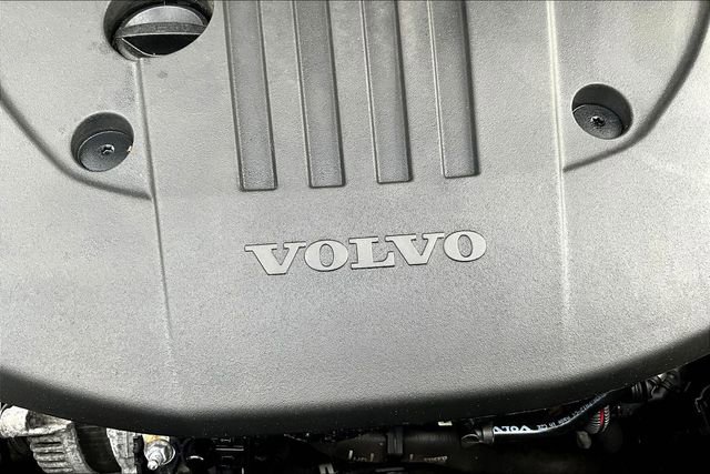 Used 2023 Volvo XC90 B5 Core w/ Climate Package AWD/4WD image 31