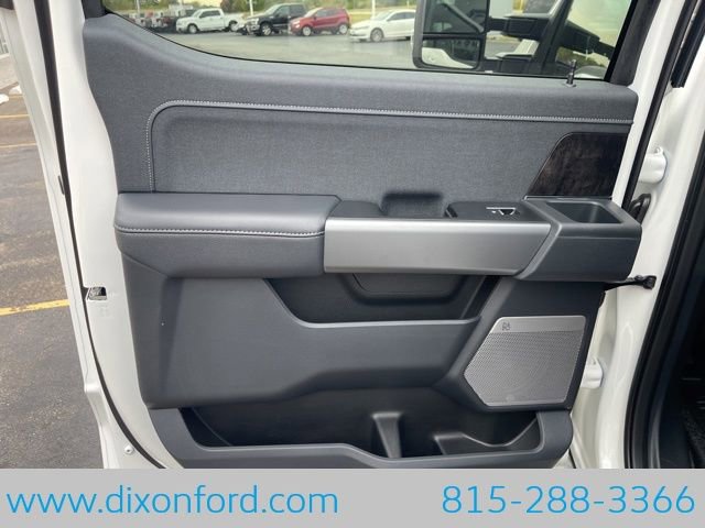 New 2026 Ford F250 Lariat w/ Black Appearance Package image 24