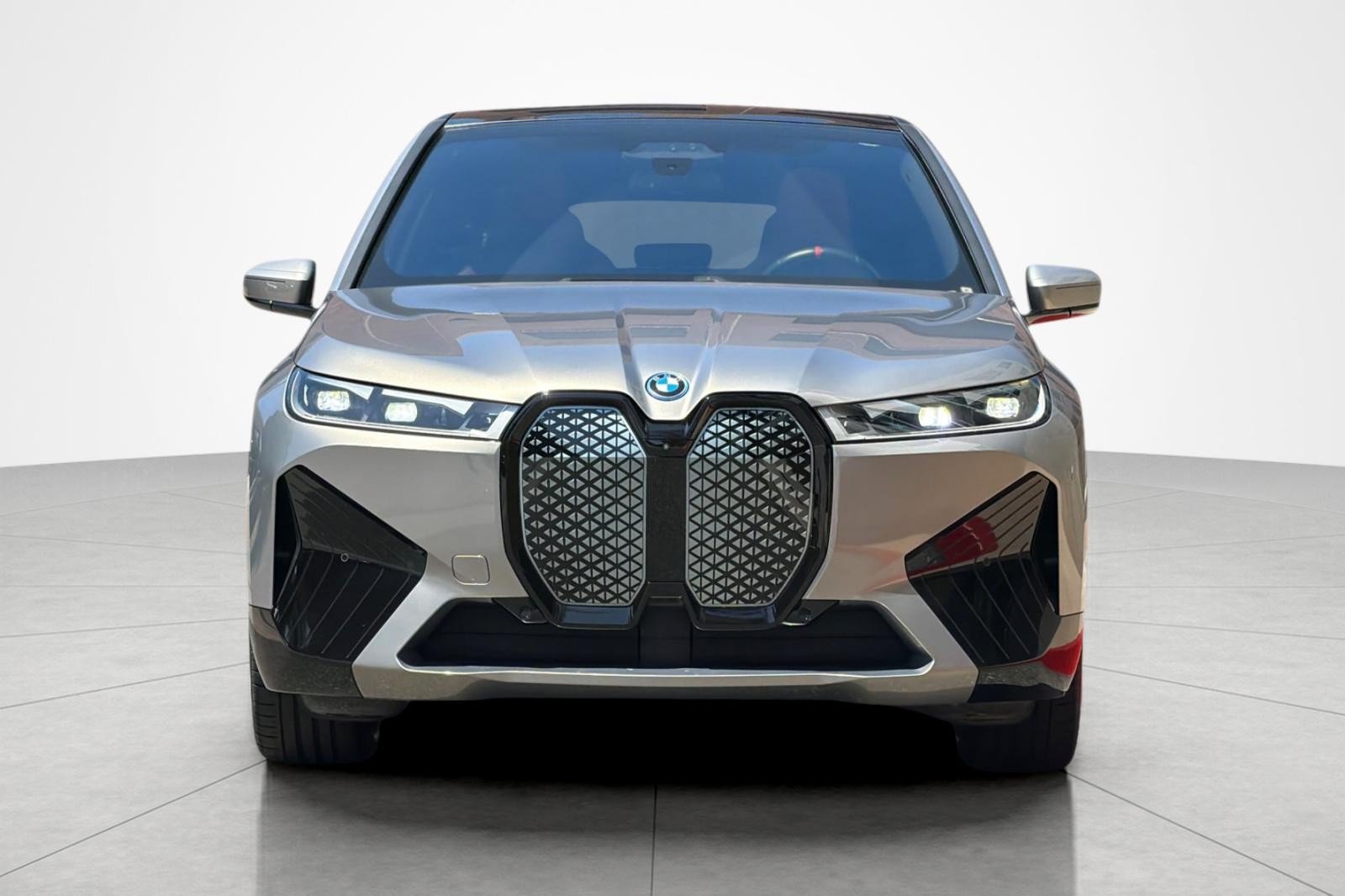 Used 2025 BMW iX M60 AWD/4WD image 8