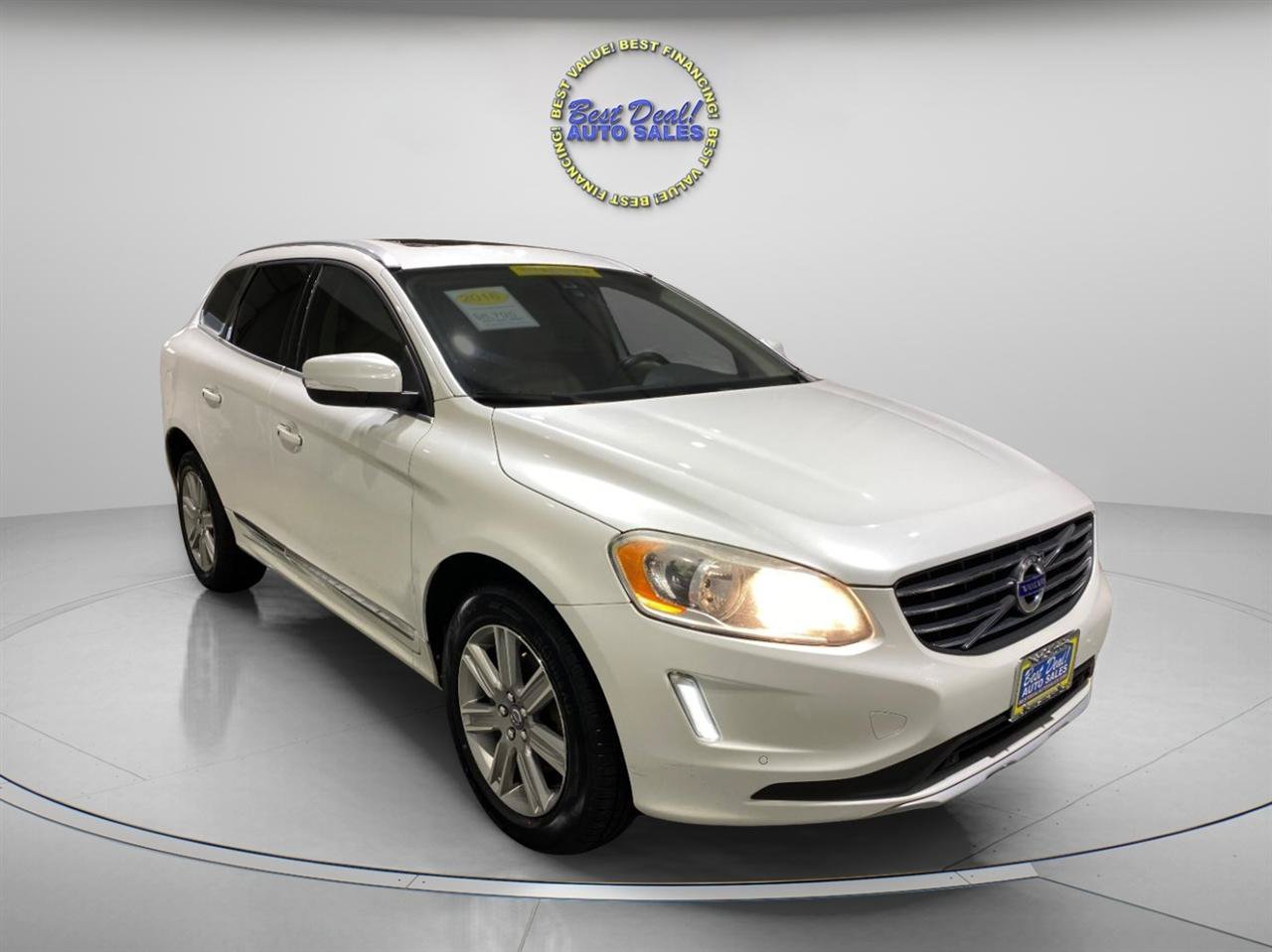 Used 2016 Volvo XC60 T6 AWD/4WD image 5