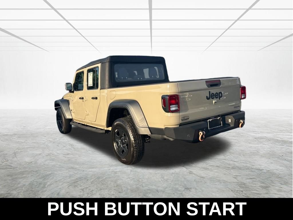 Used 2020 Jeep Gladiator Sport AWD/4WD image 7