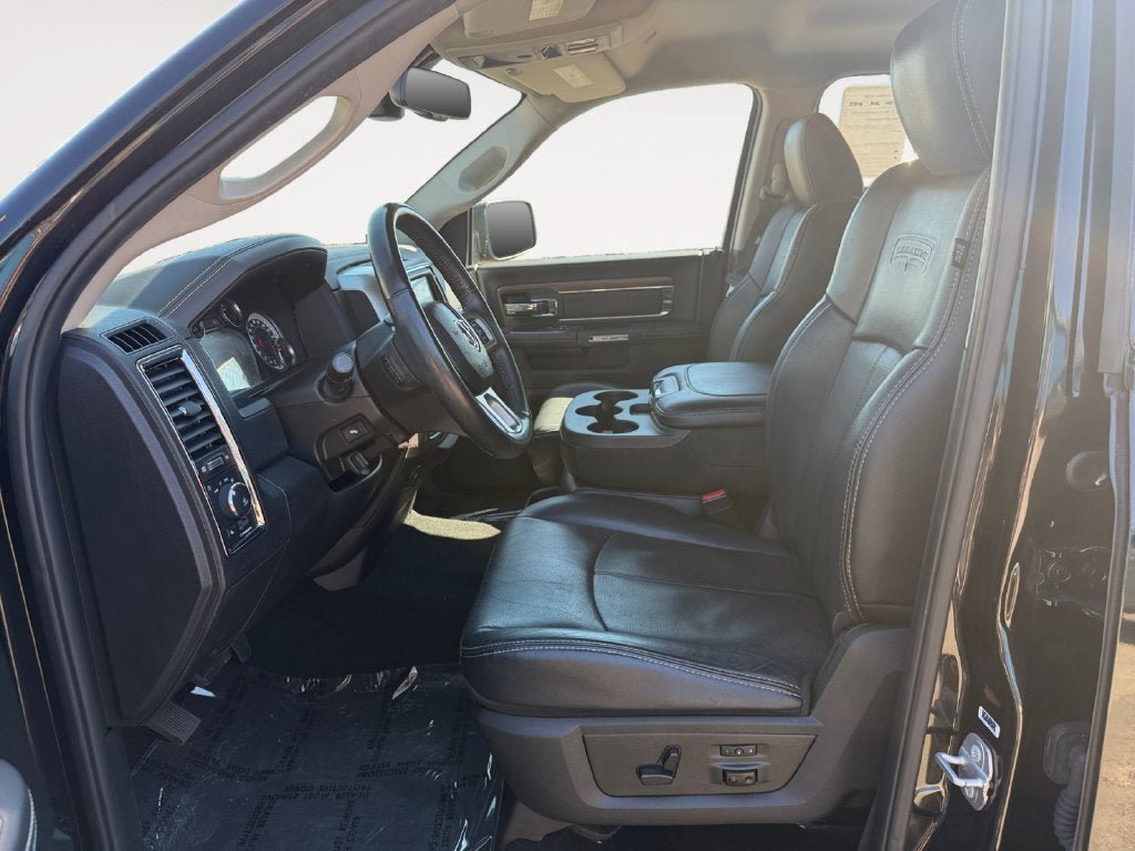 Used 2018 RAM 1500 Laramie AWD/4WD image 6