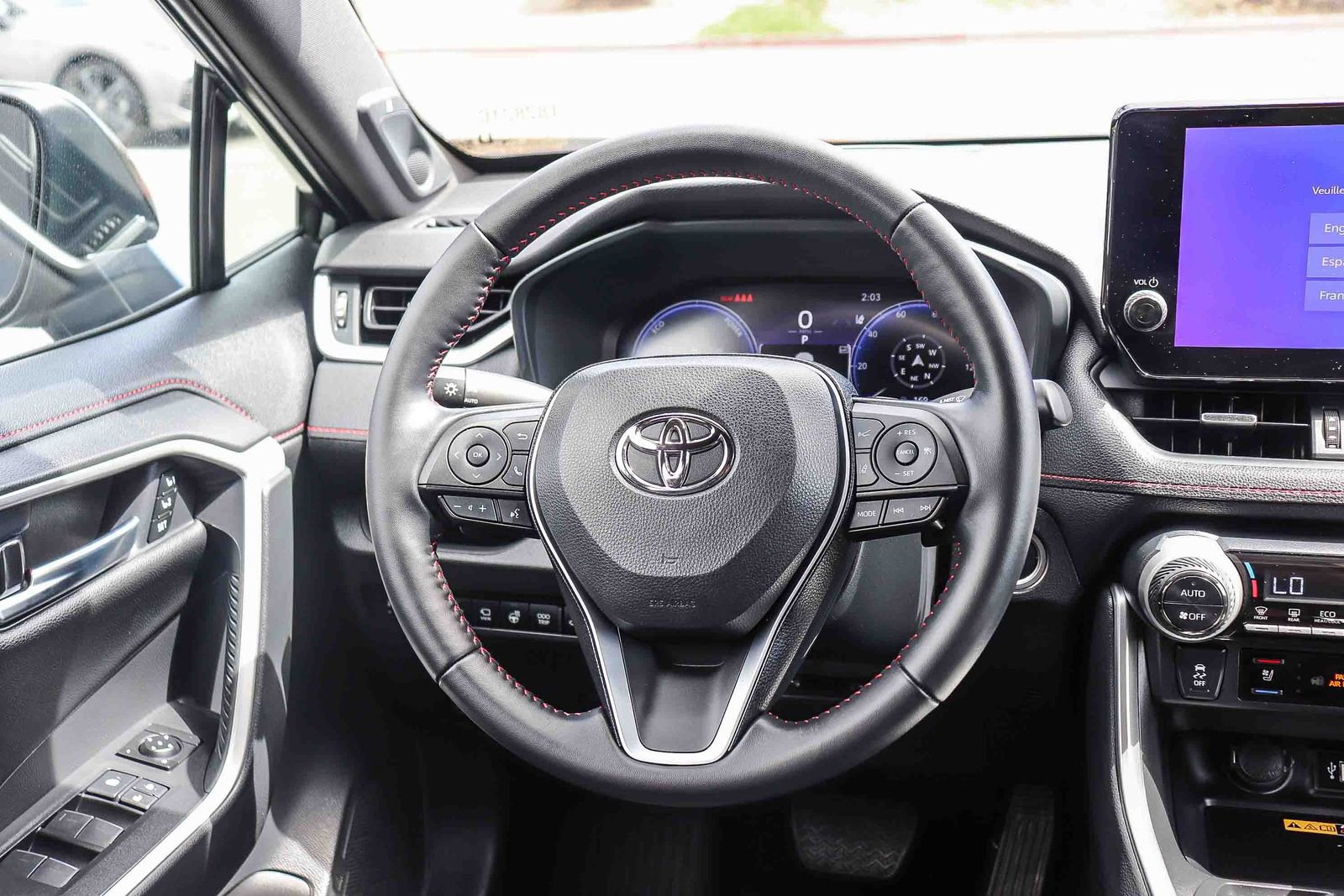 Certified 2025 Toyota RAV4 XSE w/ Premium Package AWD/4WD image 18