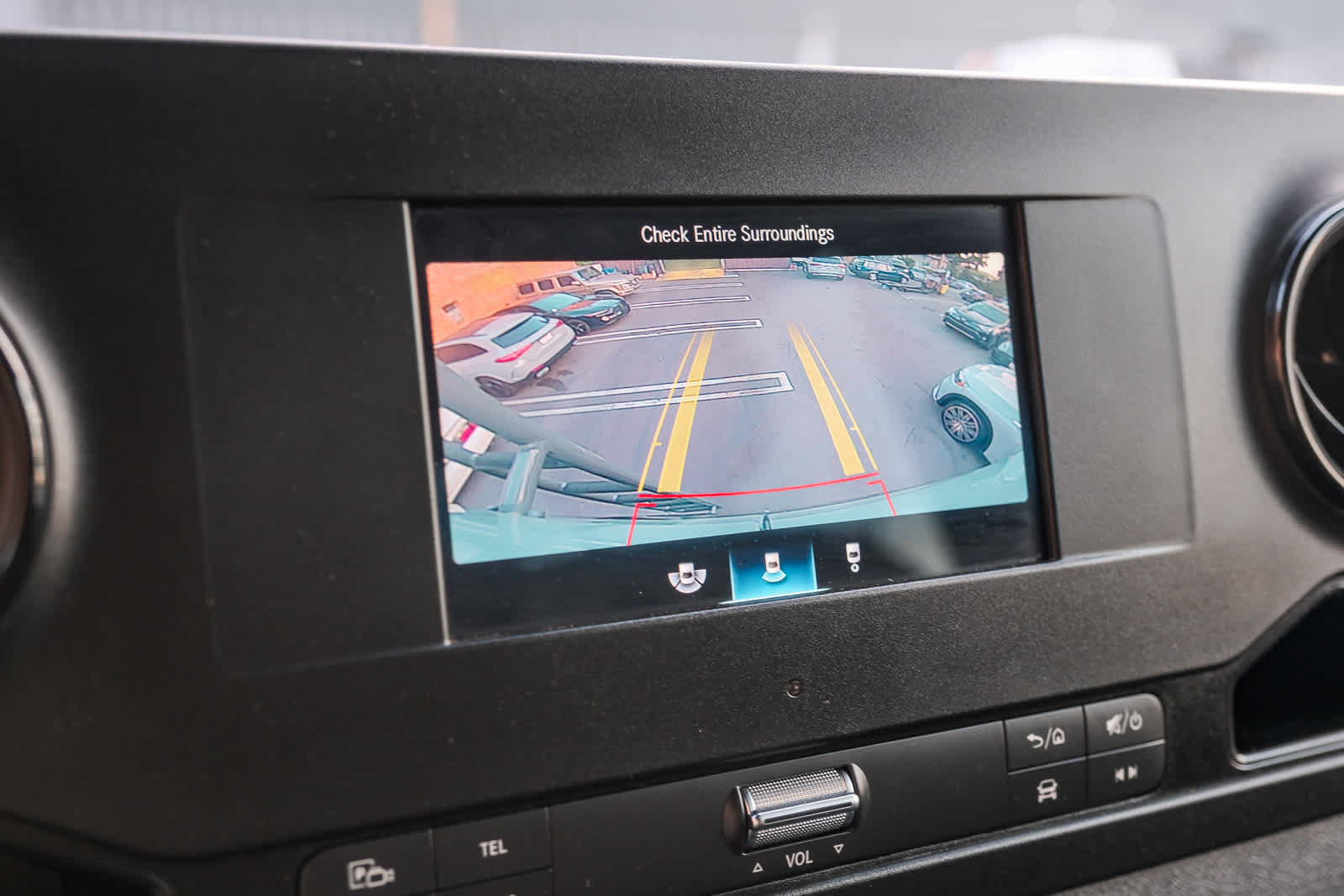 Used 2024 Mercedes-Benz Sprinter 2500 w/ Acoustic Package image 76
