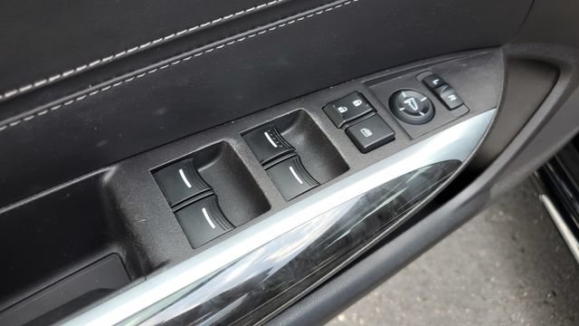 Used 2018 Acura TLX w/ Technology Package FWD image 8