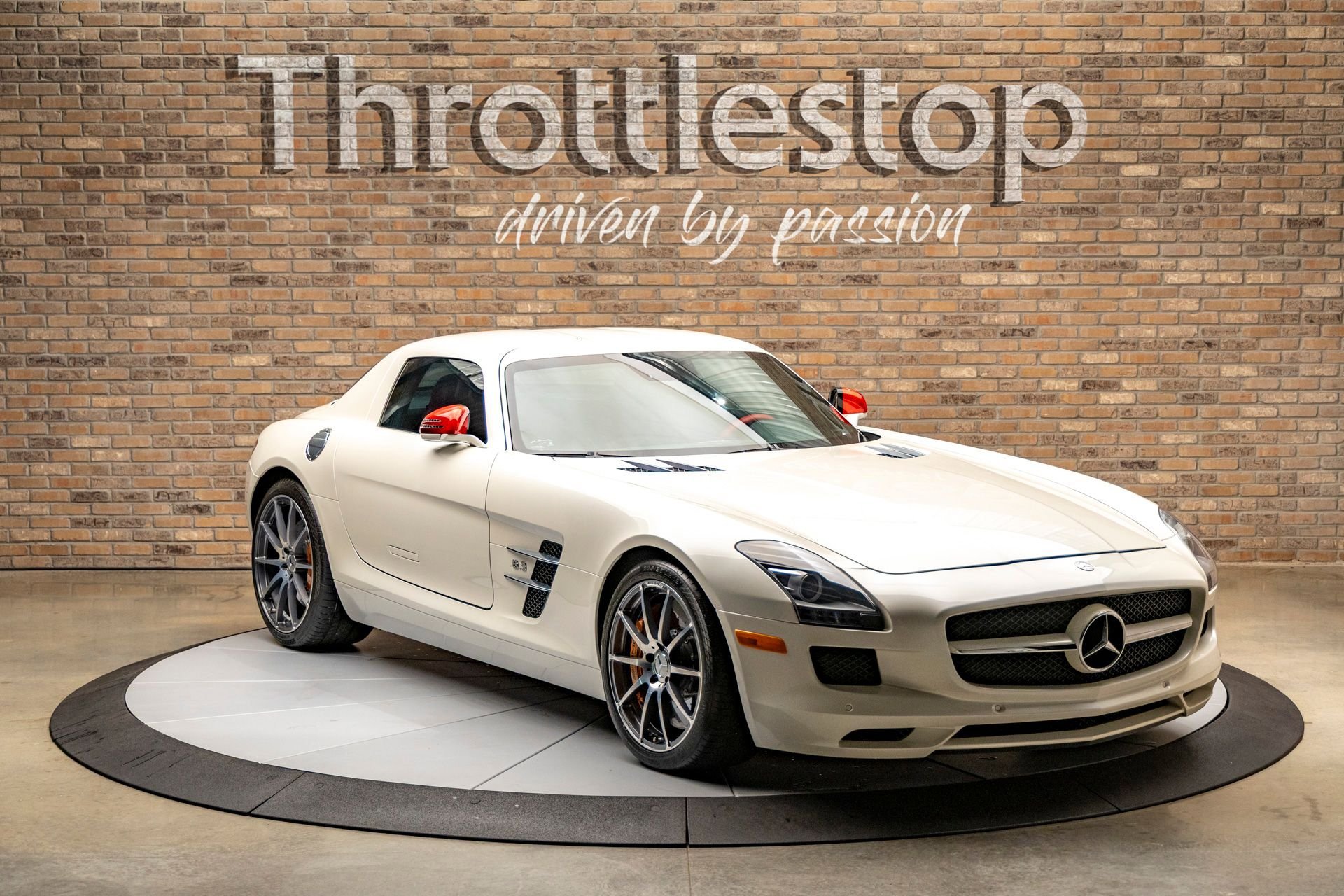 Used 2011 Mercedes-Benz SLS AMG image 5