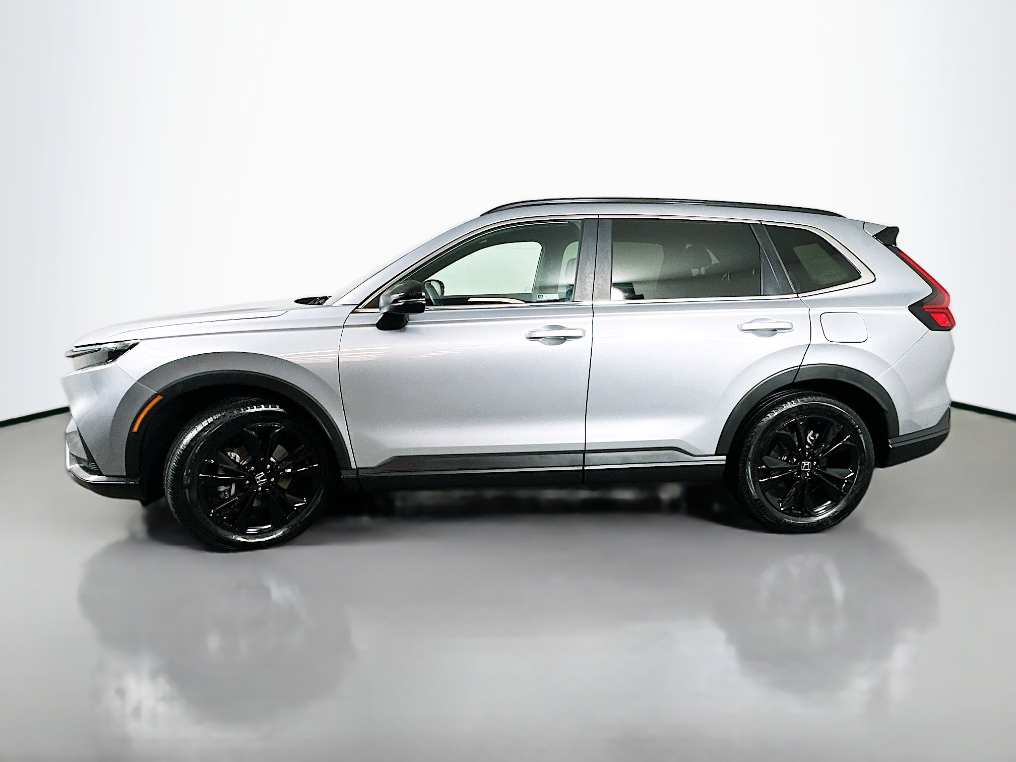 Used 2024 Honda CR-V Sport Touring image 4