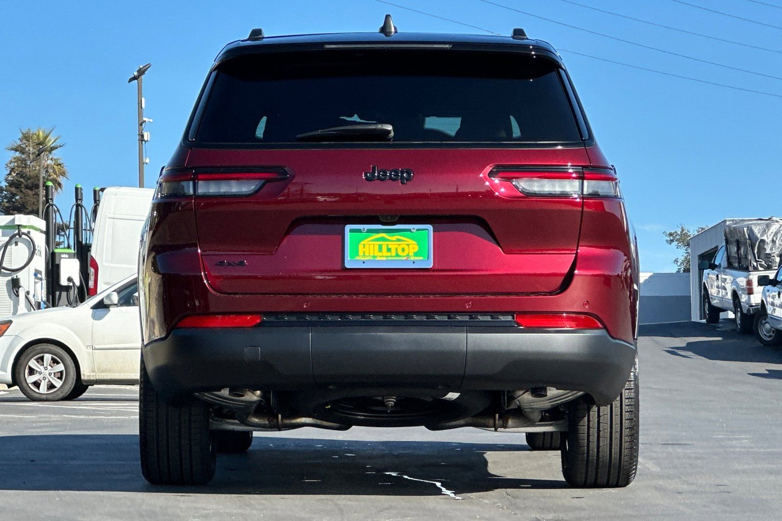 New 2025 Jeep Grand Cherokee L Limited w/ Trailer Tow Package image 6