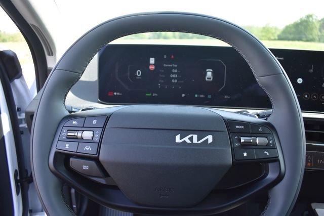 New 2025 Kia EV6 Light image 27