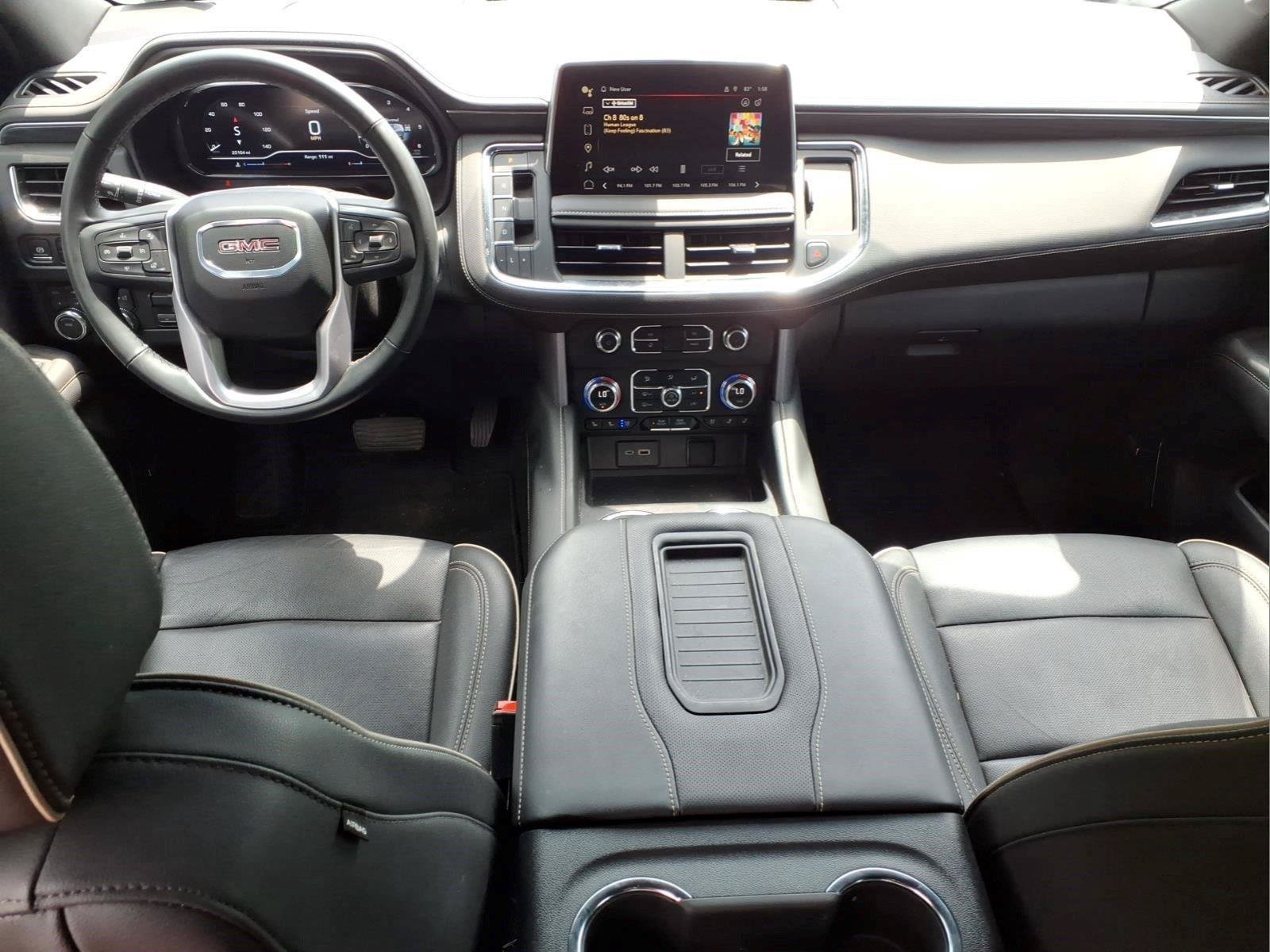 Used 2024 GMC Yukon SLT w/ SLT Luxury Package AWD/4WD image 8