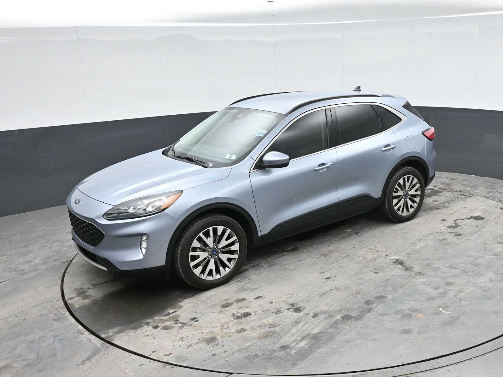 Used 2022 Ford Escape Titanium AWD/4WD image 33