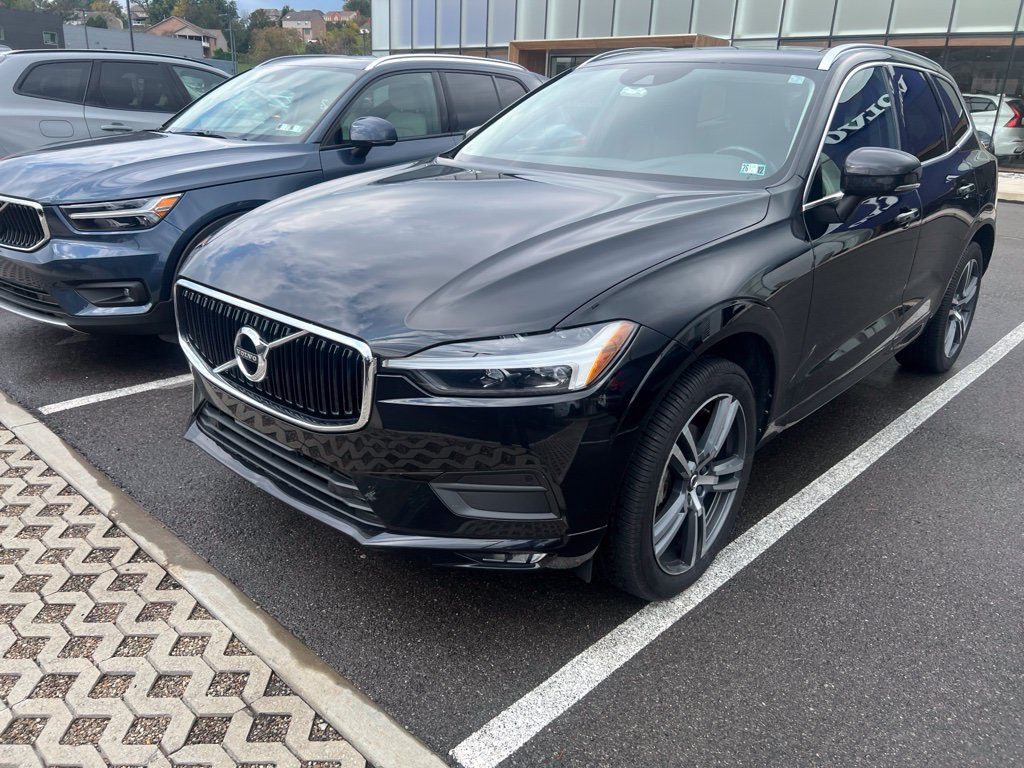 Used 2021 Volvo XC60 T5 Momentum w/ Premium Package AWD/4WD image 4