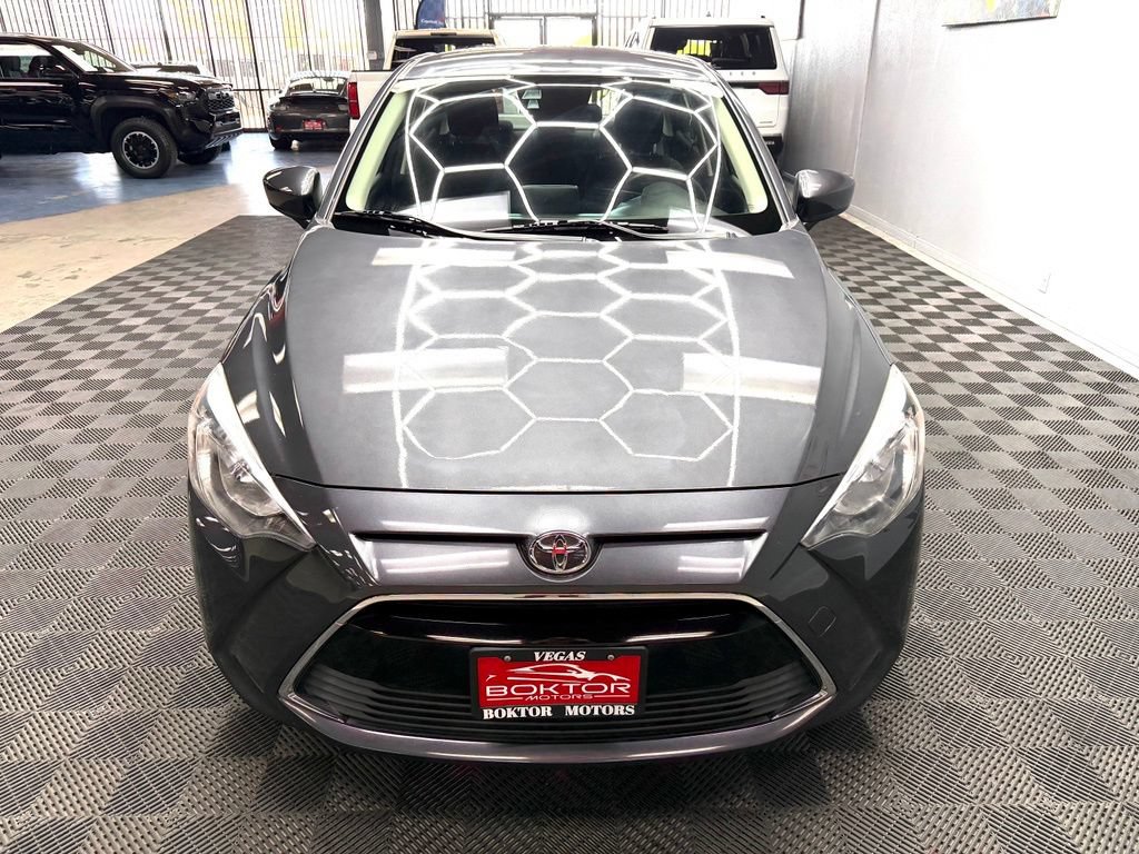 Used 2017 Toyota Yaris iA FWD image 6