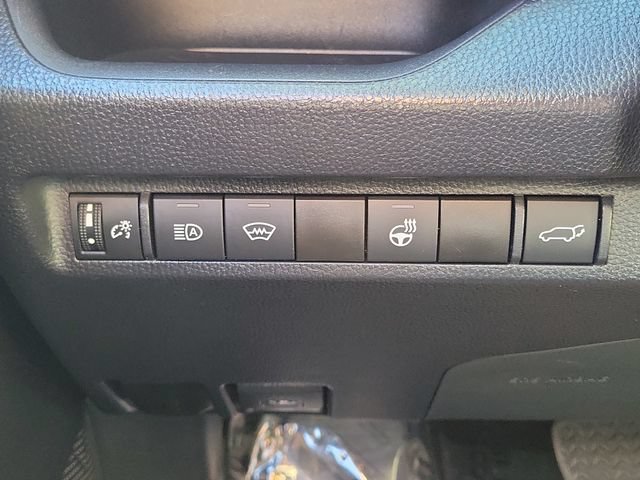 Used 2023 Toyota RAV4 XLE Premium AWD/4WD image 16