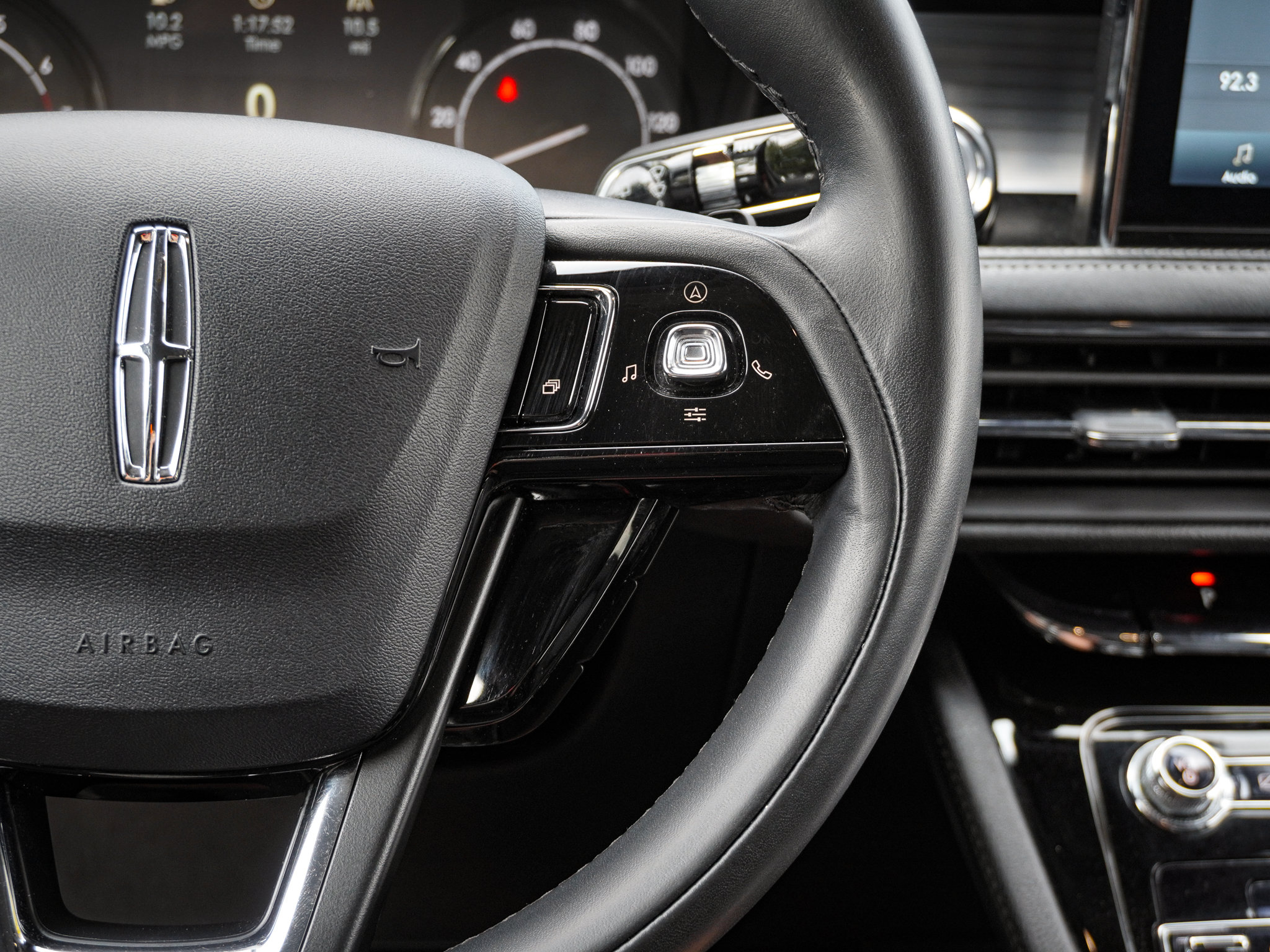Used 2021 Lincoln Corsair FWD image 21