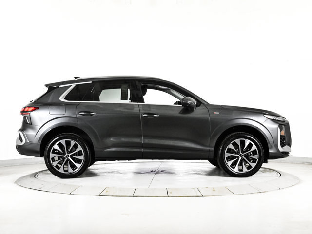 New 2026 Audi Q3 quattro 2.0T image 4