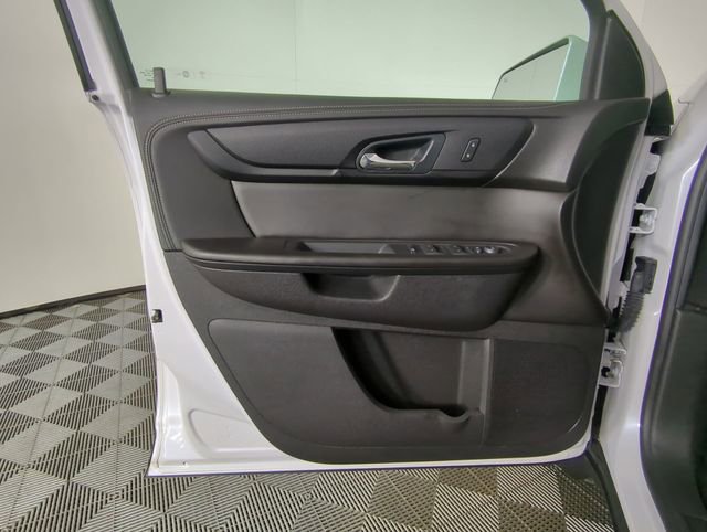 Used 2016 Chevrolet Traverse LT w/ Style and Technology Package image 31