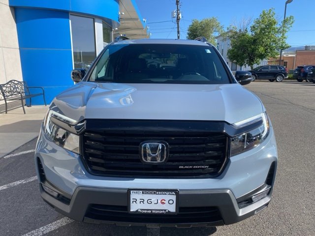 Used 2025 Honda Passport Black Edition image 3