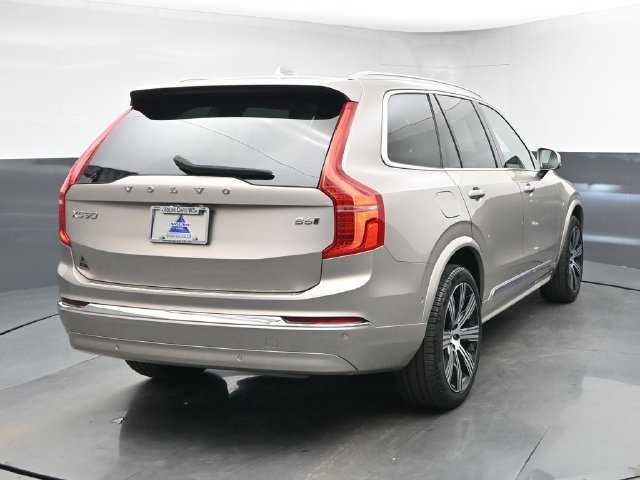 Used 2024 Volvo XC90 B6 Plus w/ Protection Package Premier AWD/4WD image 8