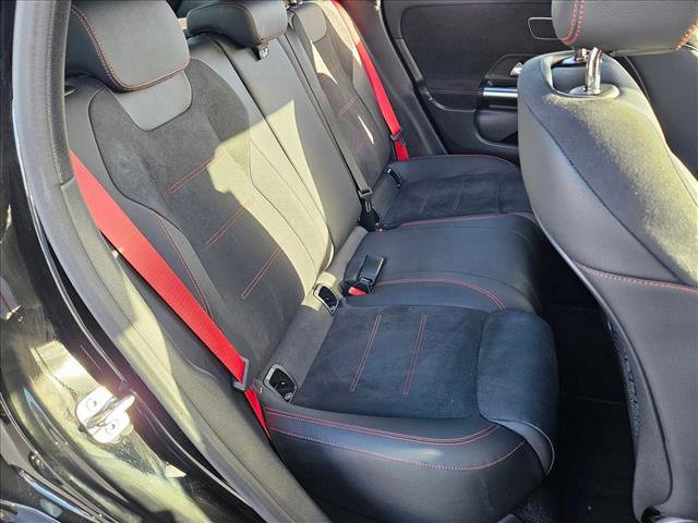 Used 2025 Mercedes-Benz GLA 35 AMG 4MATIC image 18